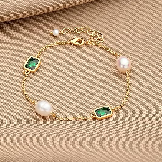 91SI3Hiv3cL._AC_SY535_ Elegant 18K Gold-Plated Pearl Bracelet - Image 4